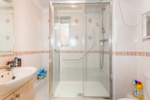 SHOWER ROOM- click for photo gallery